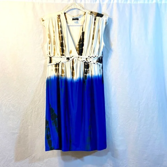 VENUS Tie Dye Dress with adorable braided detail. - Picture 5 of 9